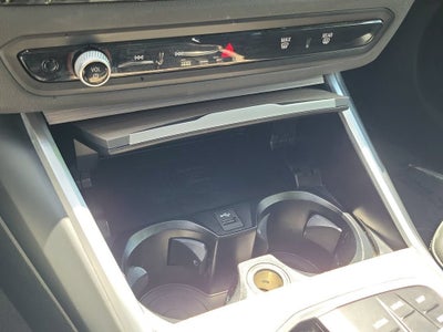 2025 BMW 3 series 330i