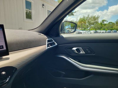 2025 BMW 3 series 330i