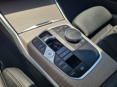 2025 BMW 3 series 330i