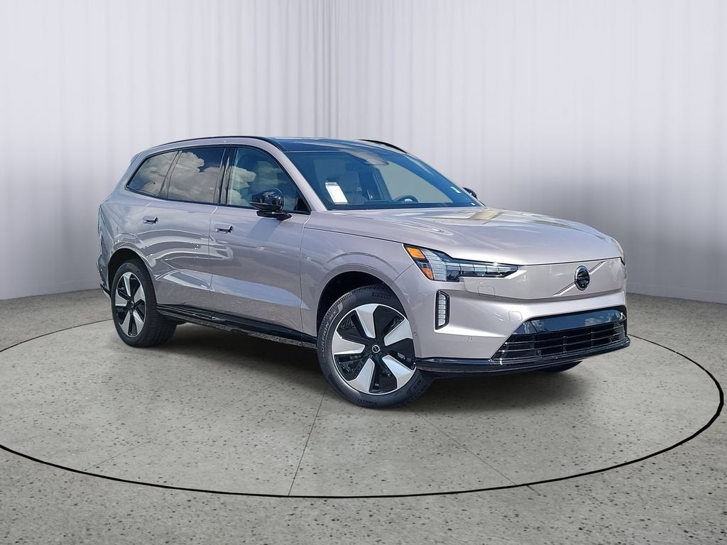 2026 Volvo EX90 Plus