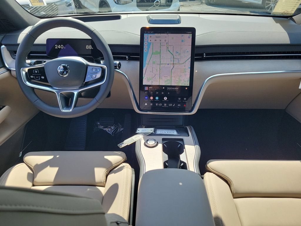 2026 Volvo EX90 Plus