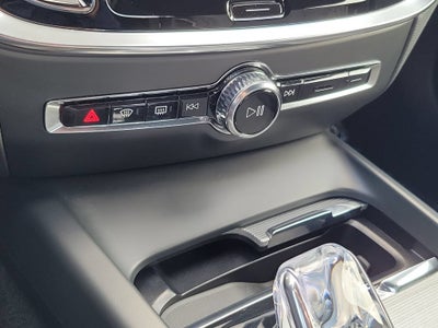 2024 Volvo S60 Plus Black Edition