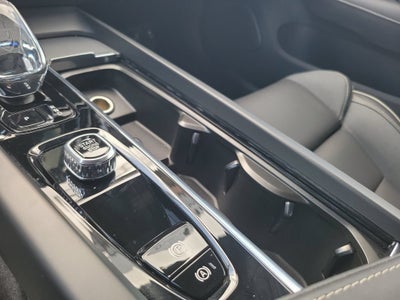 2024 Volvo S60 Plus Black Edition