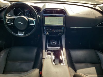 2020 Jaguar F-Pace 25t Prestige
