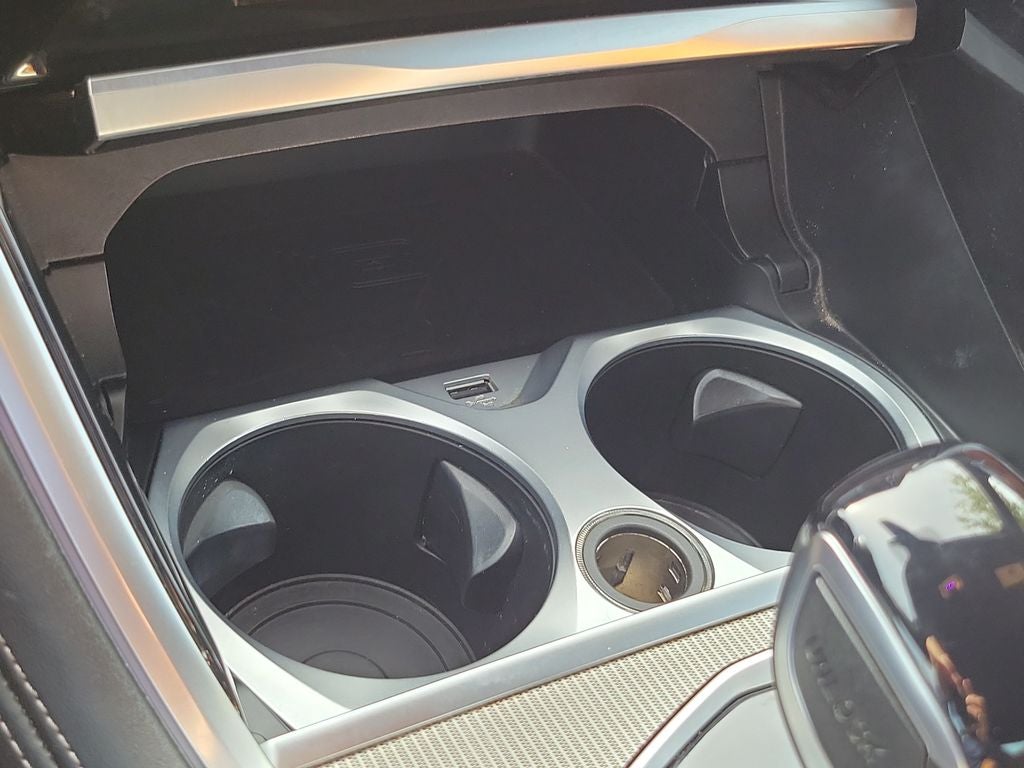 2025 BMW 8 series 840i