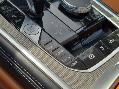 2025 BMW 8 series 840i