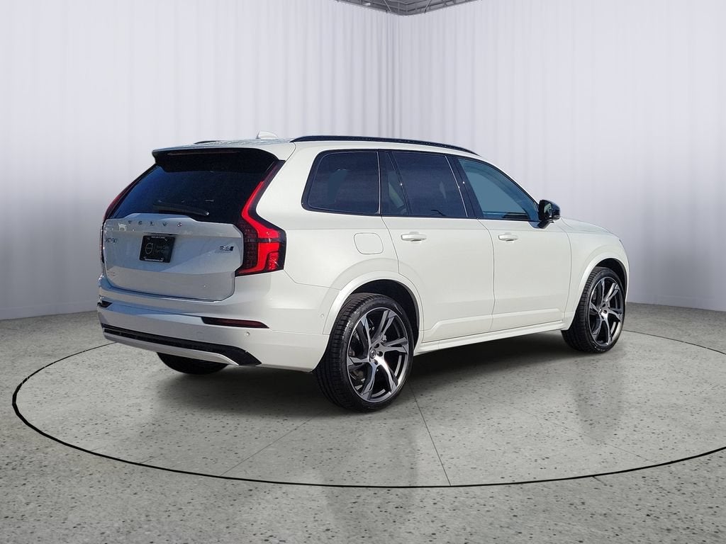 2026 Volvo XC90 Ultra Dark Theme