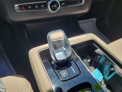 2026 Volvo XC90 Plus