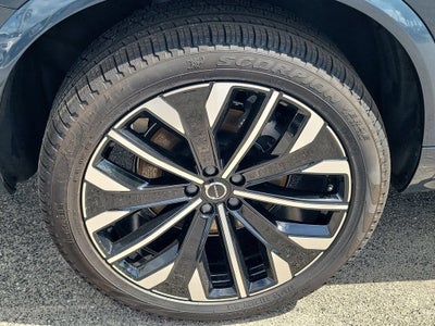 2026 Volvo XC90 Plus