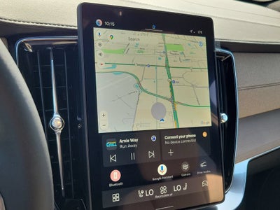 2026 Volvo XC90 Plus