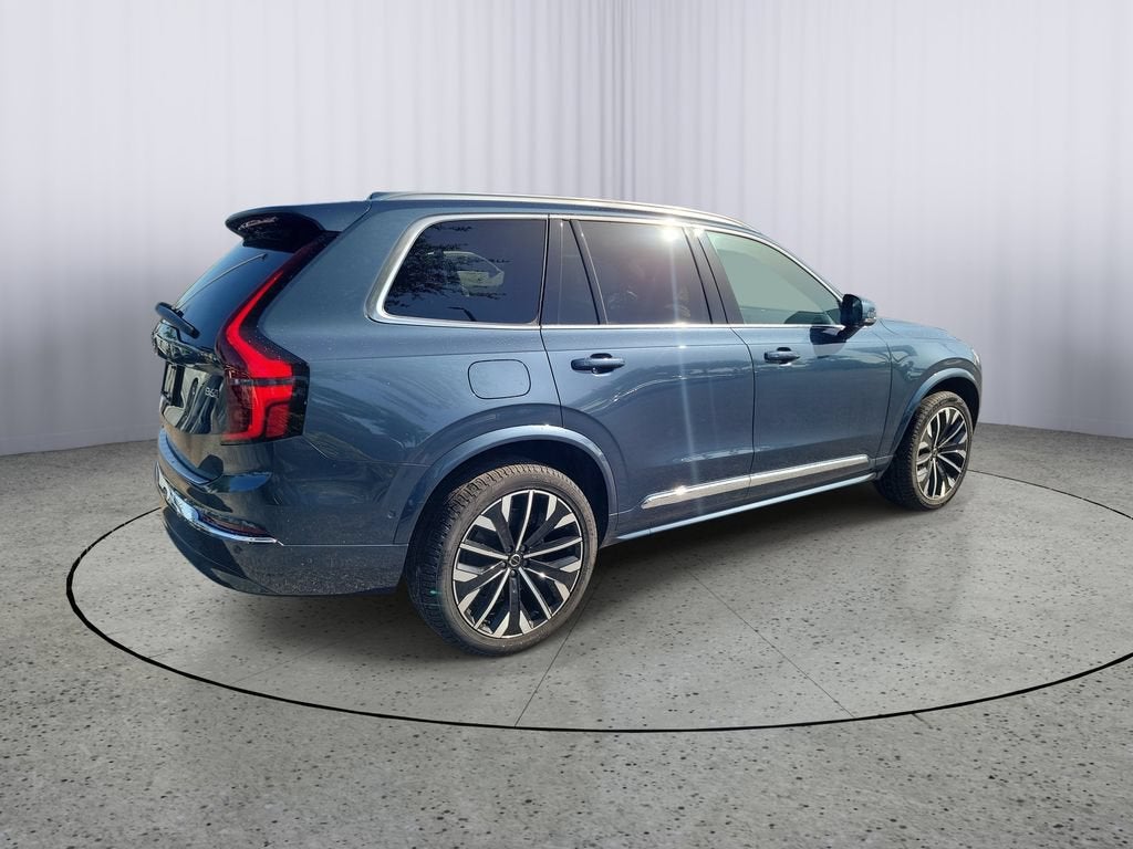 2026 Volvo XC90 Plus