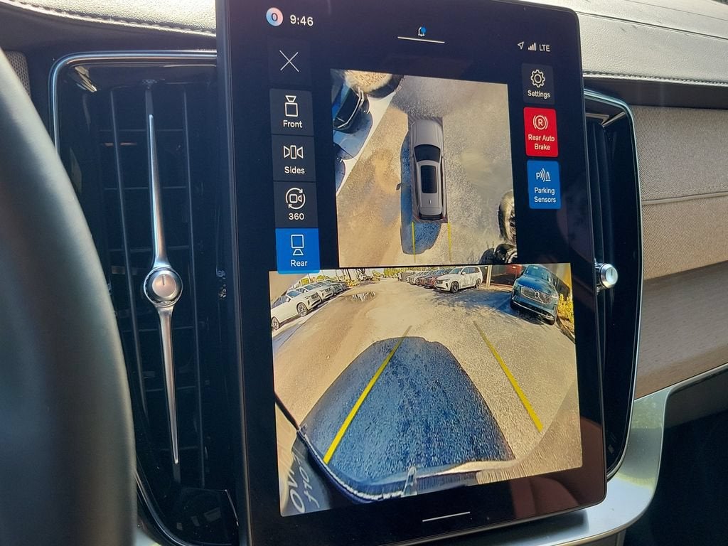 2026 Volvo XC90 Plus