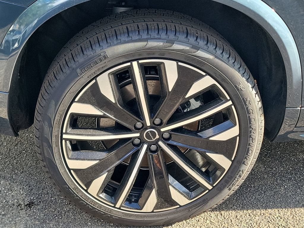 2026 Volvo XC90 Plus