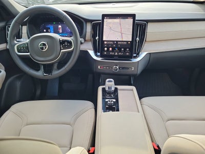 2026 Volvo XC90 Plus