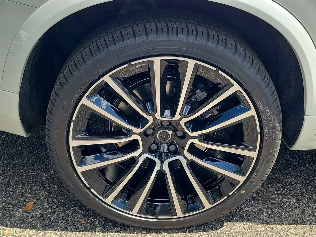2026 Volvo XC90 Ultra Dark Theme