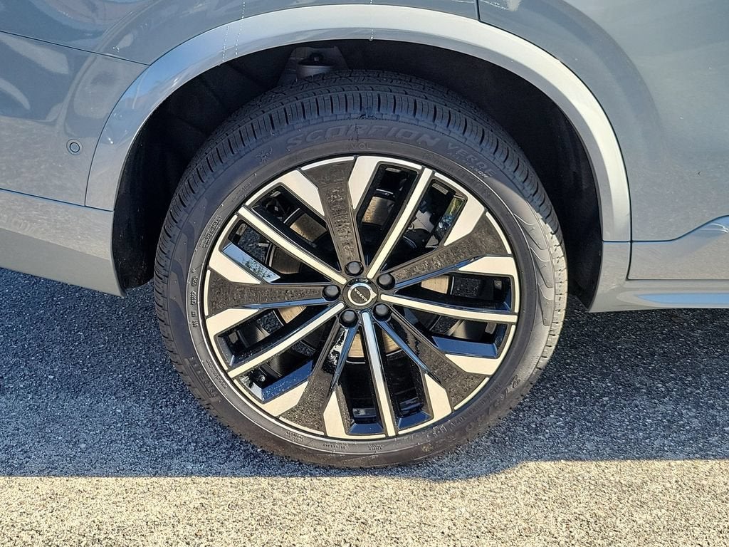 2026 Volvo XC90 Ultra Dark Theme