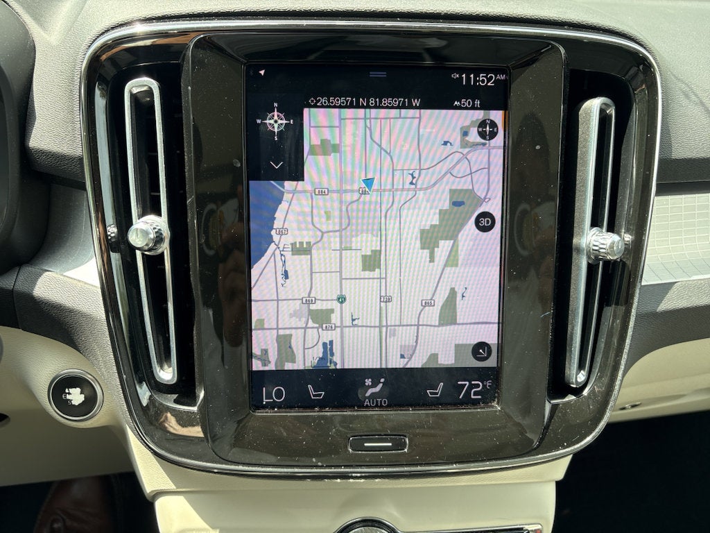 2019 Volvo XC40 Momentum