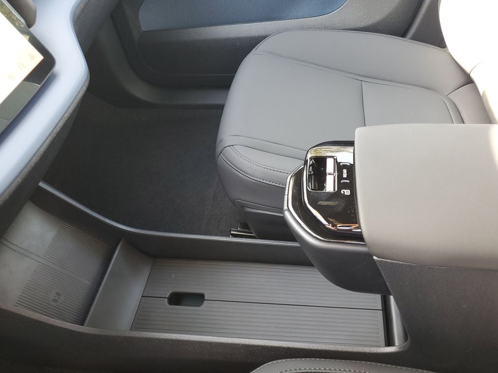 2026 Volvo EX30 Plus