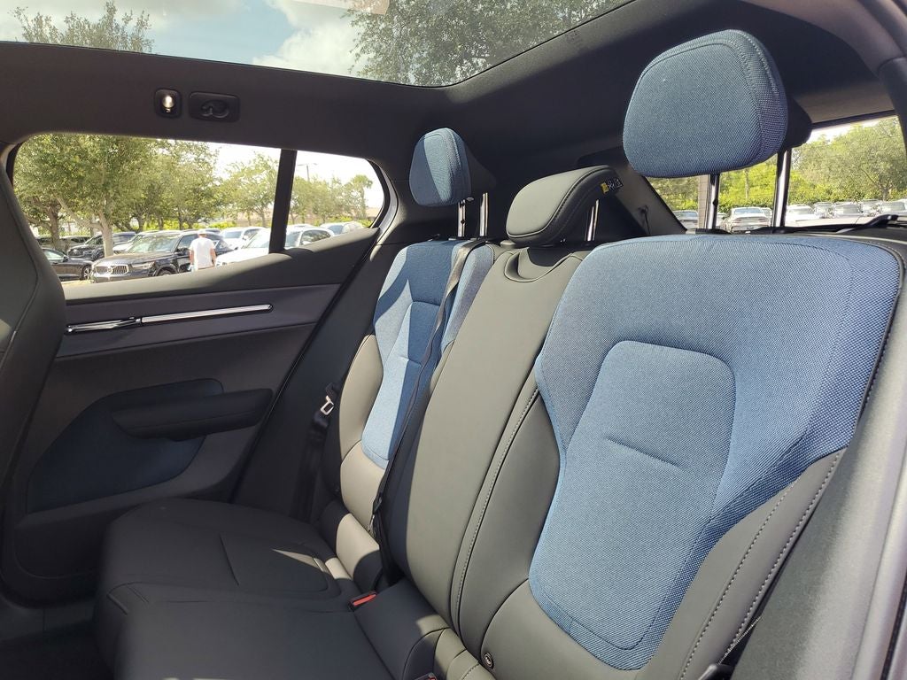 2025 Volvo EX30 Plus