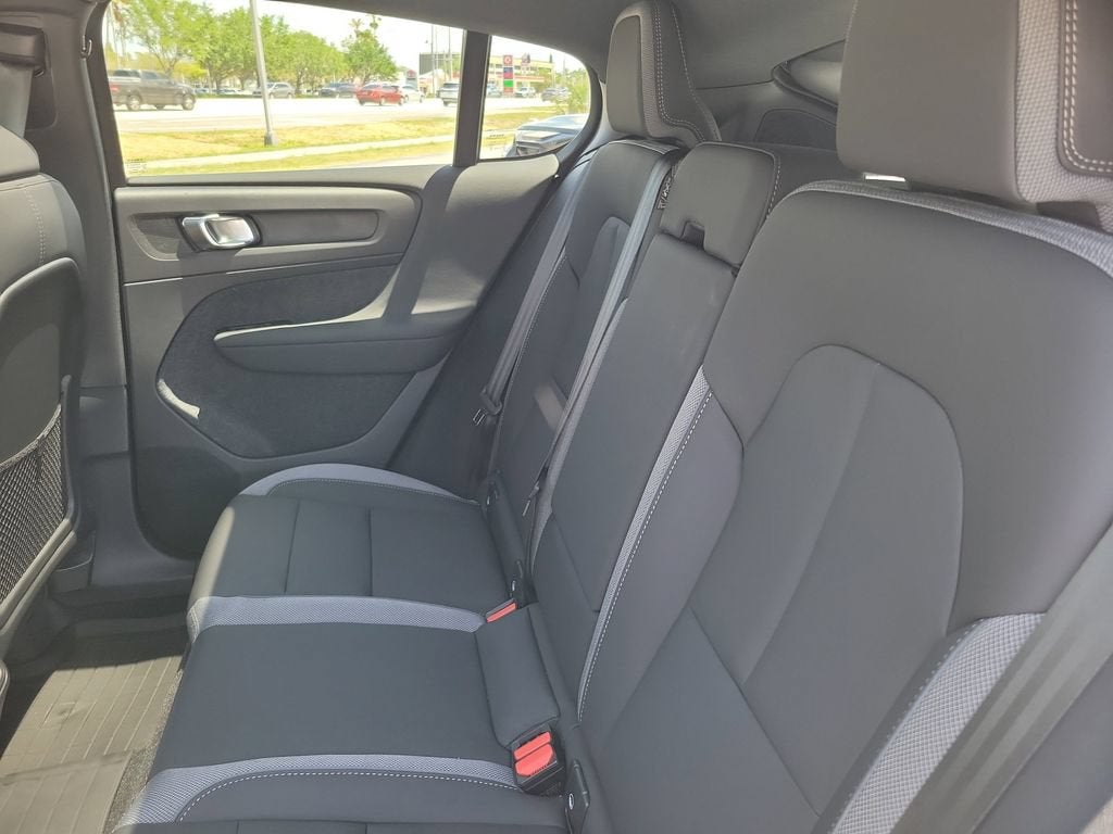 2024 Volvo C40 Core