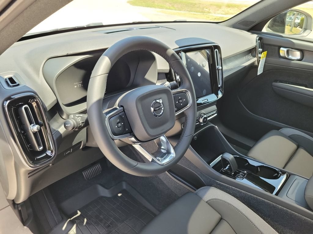 2024 Volvo C40 Core