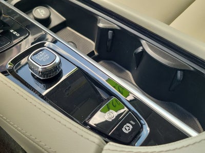 2024 Volvo XC90 Plus
