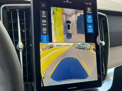 2025 Volvo XC90 Plus