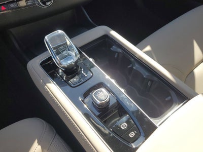 2026 Volvo XC90 Core