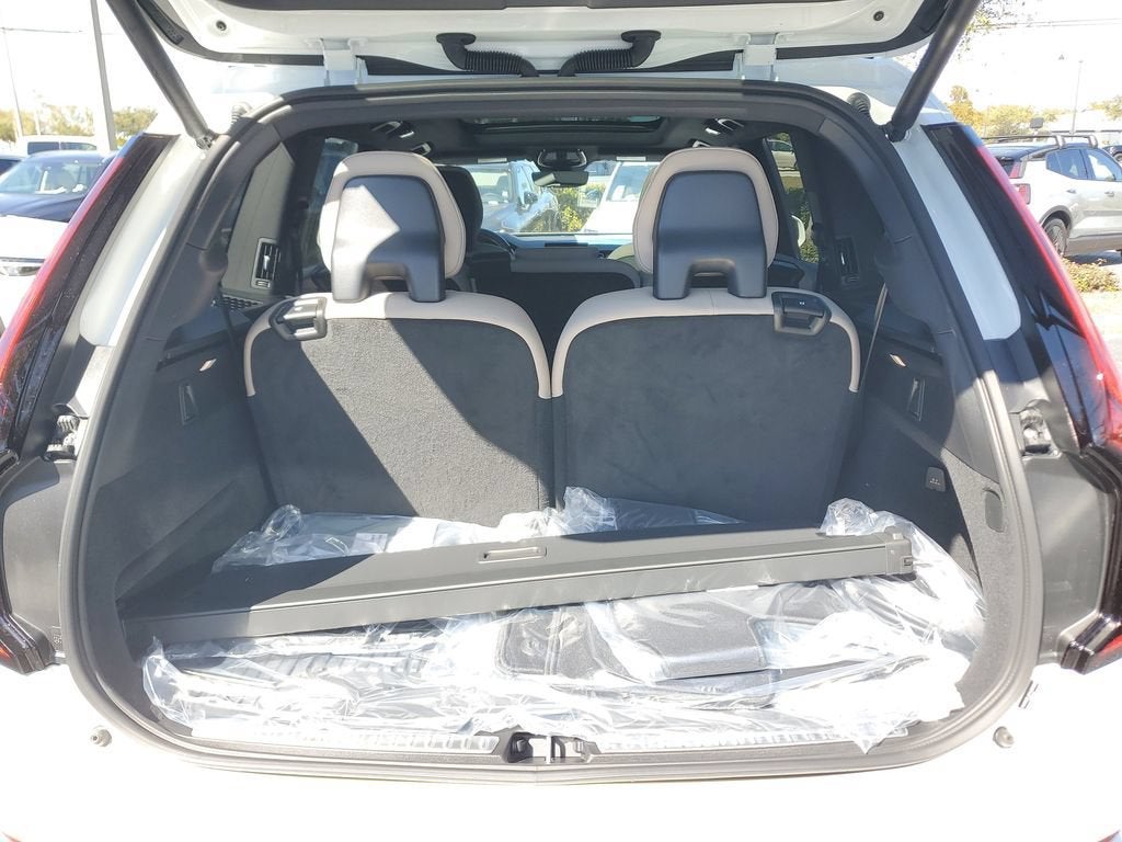 2026 Volvo XC90 Core