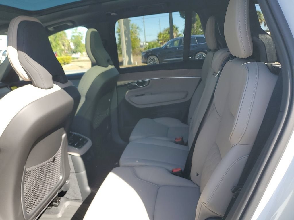2026 Volvo XC90 Core