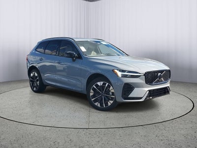 2026 Volvo XC60 Plus