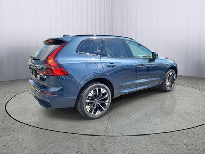 2026 Volvo XC60 Plus