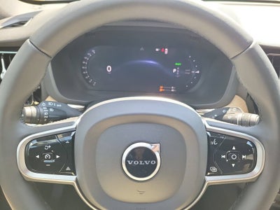 2026 Volvo XC60 Plus