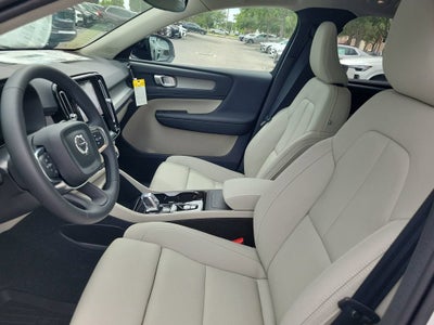 2026 Volvo XC40 Plus