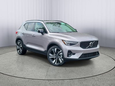 2026 Volvo XC40 Plus