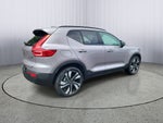 2026 Volvo XC40 Plus