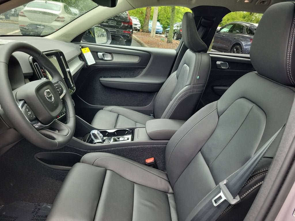 2026 Volvo XC40 Plus