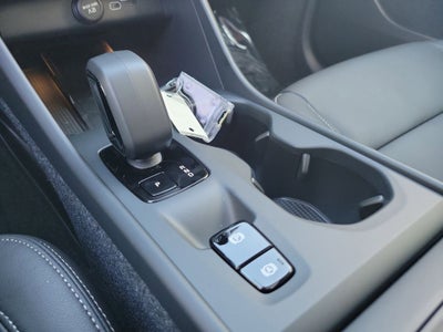 2026 Volvo XC40 Core