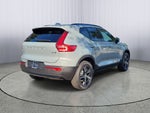 2026 Volvo XC40 Core
