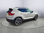 2026 Volvo XC40 Core