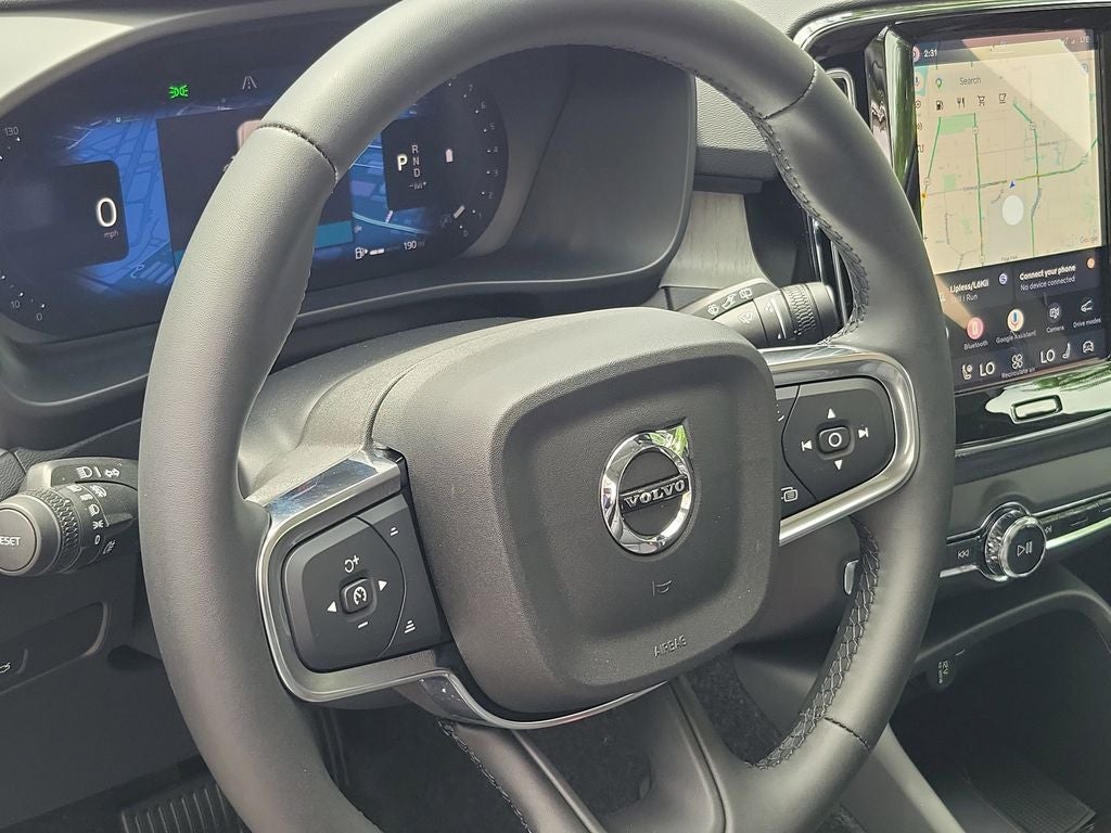 2026 Volvo XC40 Core