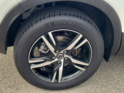 2026 Volvo XC40 Core