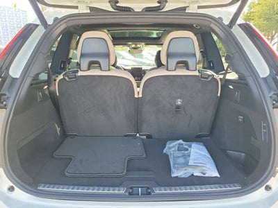 2026 Volvo XC90 Plus