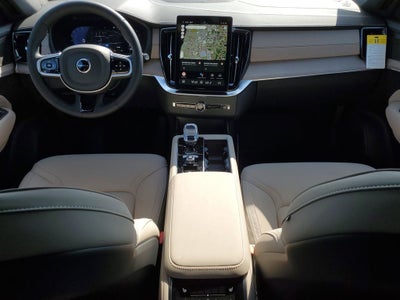 2025 Volvo XC90 Plus