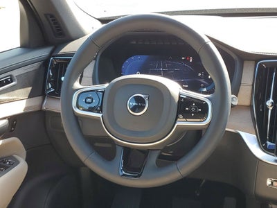 2025 Volvo XC90 Plus