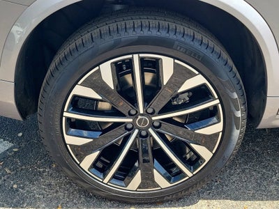 2026 Volvo XC90 Core
