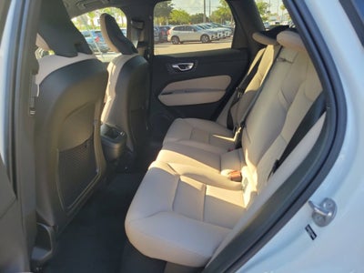 2026 Volvo XC60 Plus