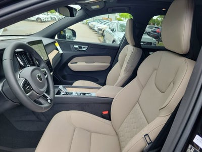 2026 Volvo XC60 Plus