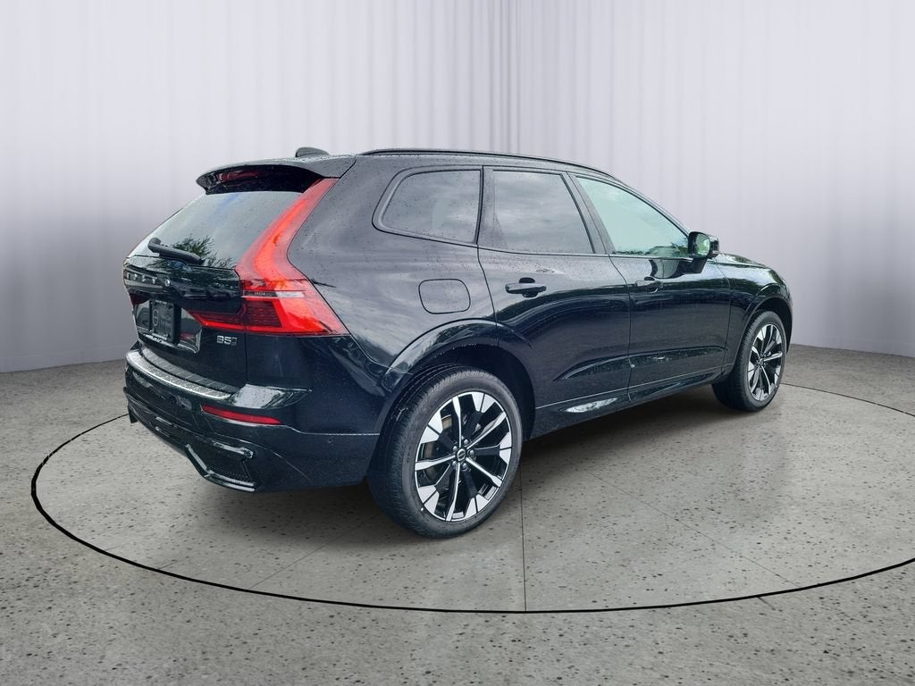 2026 Volvo XC60 Plus