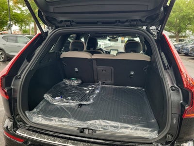 2026 Volvo XC60 Plus
